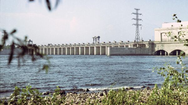Водосливная плотина Каховской гидроэлектростанции