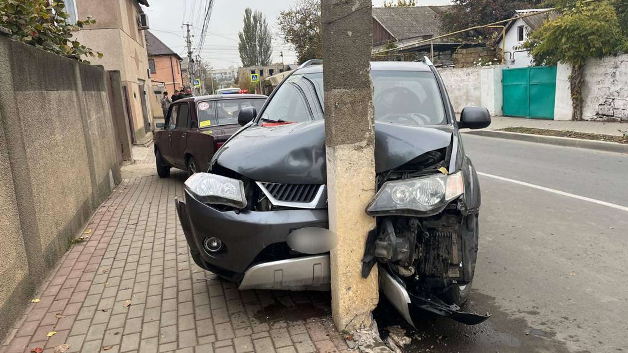 в крыму перевернулся автобус. авария в белогорский район крым. дтп крым белогорский раон. сотрудник мчс. новости крыма 14 января.