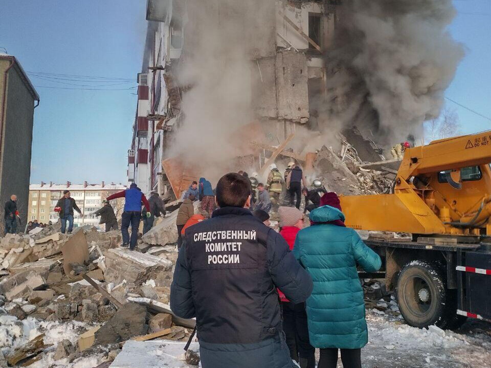 Последние новости о трагедии. Сахалинская 19 взрыв дома. Взрыв газа в Тымовском. Взрыв дома красивый. Взрыв в доме на Сахалине.