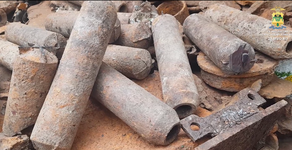 Найденные в доме черного копателя снаряды