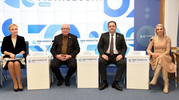 Пресс-конференция Межнациональное единство: залог стабильности Крыма в современных условиях