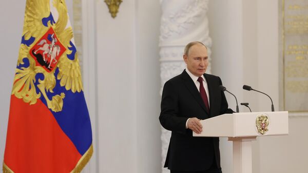Президент РФ Владимир Путин на церемонии вручения государственных наград. 