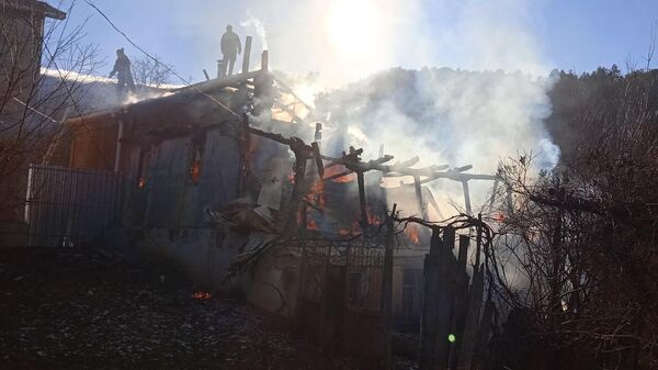 В селе Счастливое Бахчисарайского района сгорел жилой дом