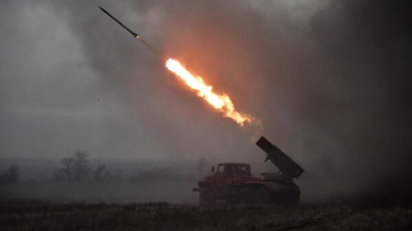 Российские военные из Града уничтожили колонну украинской боевой техники