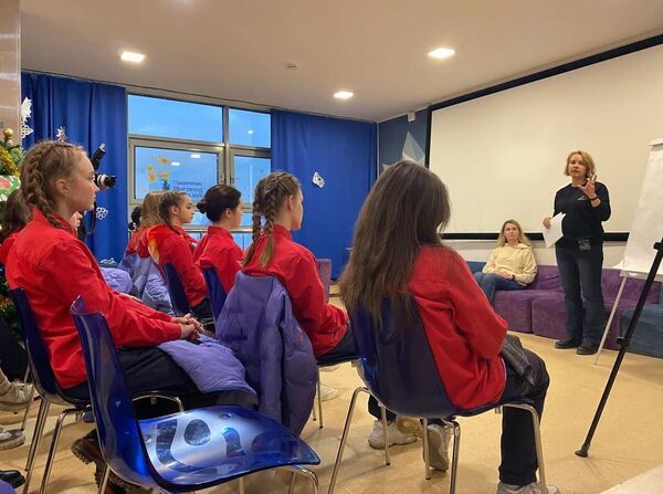 Сотрудники РИА Новости Крым побывали звездными вожатыми в Артеке