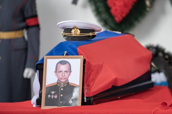 Церемония прощания с героями СВО в Севастополе