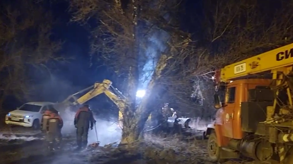 Ремонтные работы на месте аварии на газопроводе в Лутугино в ЛНР
