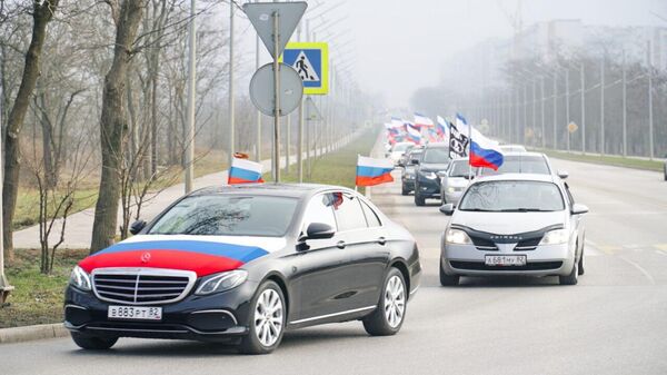 В Евпатории прошел патриотический автопробег в память о герое СВО Александре Патрашку