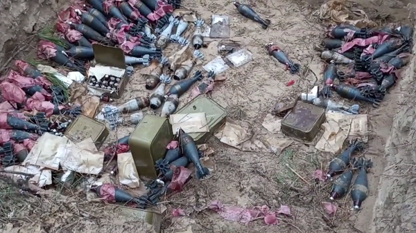 Возле поселка Новая Маячка Херсонской области нашли схрон с 450 боеприпасами