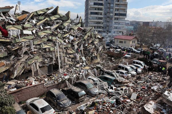 Вид на разрушения в турецком городе Кахраманмараш