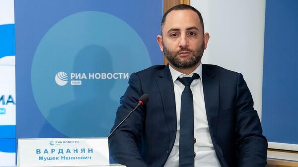 Начальник управления благоустройства министерства жилищно-коммунального хозяйства Республики Крым Мушек Варданян