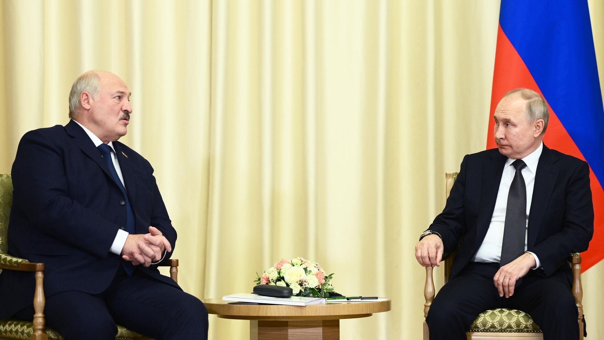 Встреча Путина и Лукашенко: о чем говорили президенты - РИА Новости Крым, 17.02.2023