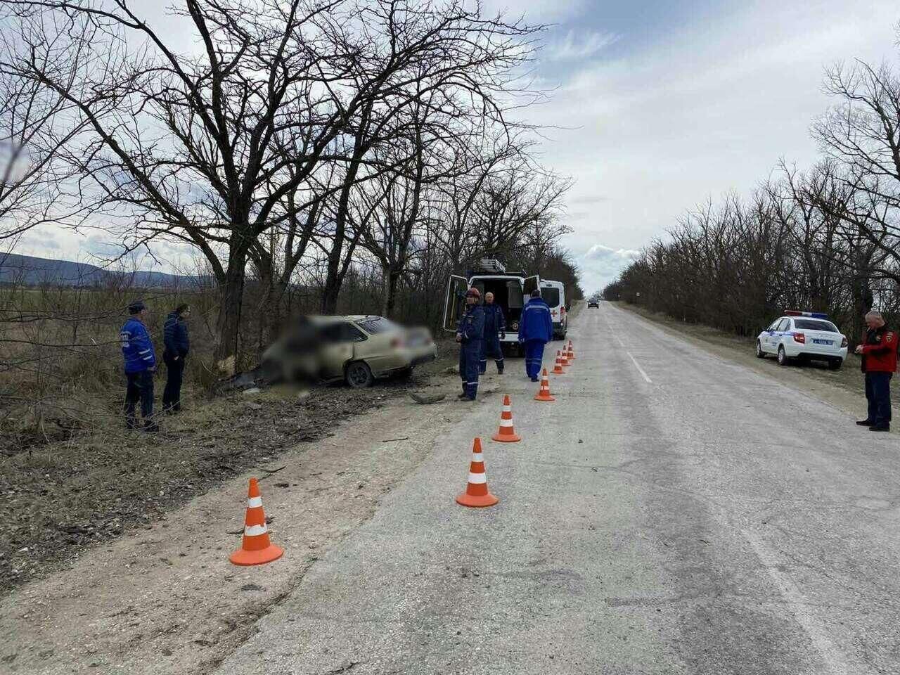 Смертельное ДТП в Крыму: погибшего водителя зажало в искореженном авто -  РИА Новости Крым, 10.03.2023