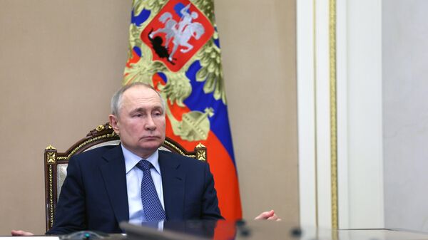 Президент РФ Владимир Путин провел совещание Совбеза