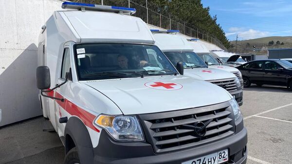 Центр медицины катастроф в Крыму получил 24 новые машины скорой повышенной проходимости