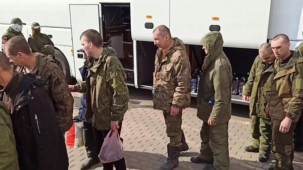 Из украинского плена вернулись 106 российских военнослужащих