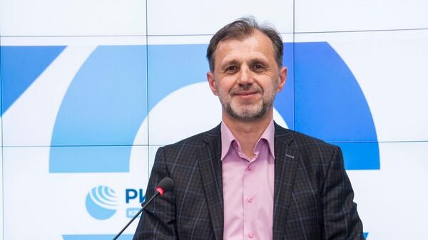 Главный внештатный специалист Министерства здравоохранения Крыма по репродуктивному здоровью Игорь Лившиц