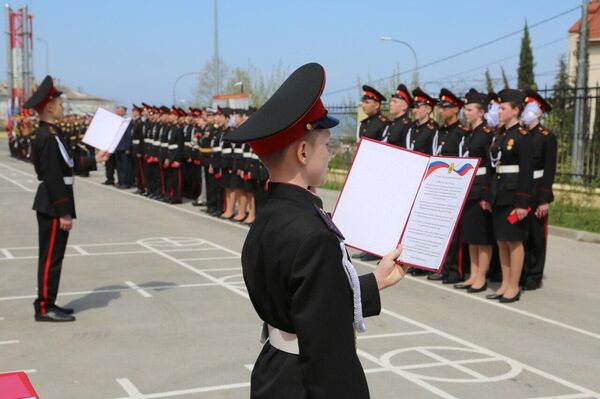 В Севастополе открыли спортивно-оздоровительный комплекс кадетского корпуса СК России 