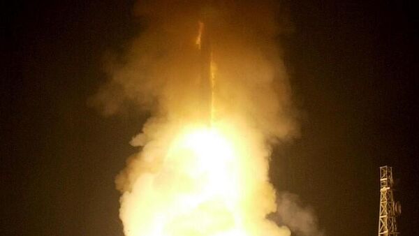 Невооруженная межконтинентальная баллистическая ракета Minuteman III запускается с базы ВВС Ванденберг, Калифорния. Фото AFP