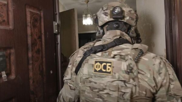 ФСБ: задержанный за госизмену житель Севастополя планировал устроить теракт
