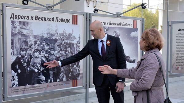 В Симферополе открылась фотовыставка Дорога к Великой Победе