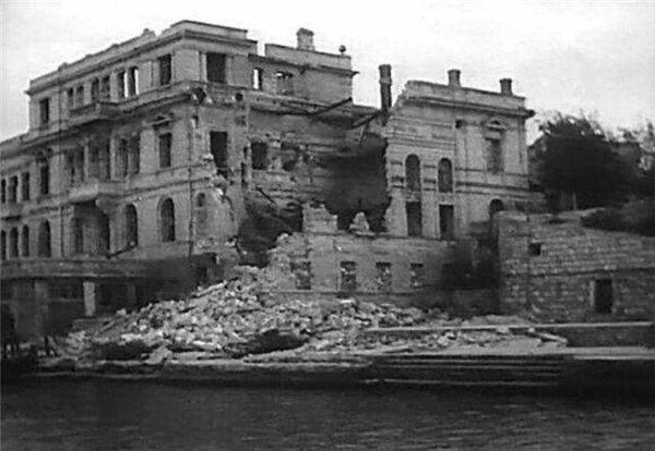 Здание Севастопольской биологической станции, 1944 год. Здание Севастопольской биологической станции, 1944 год.