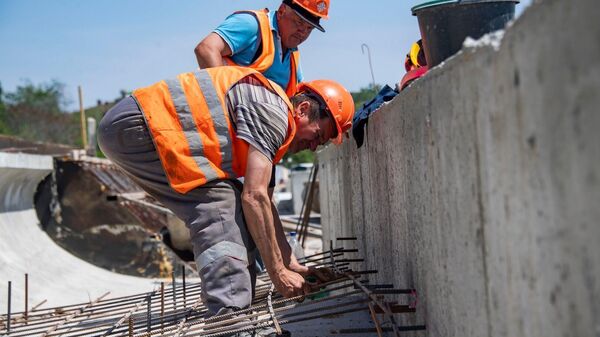 Как движется ремонт набережной в Евпатории