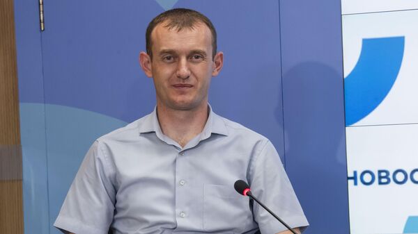 Начальник управления Министерства образования, науки и молодежи Республики Крым Николай Боровик