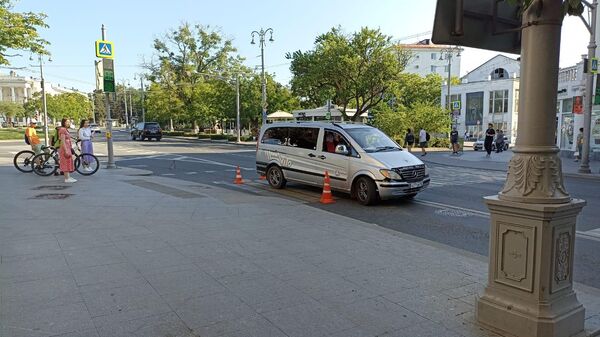 В Севастополе Mercedes сбил 15-летнего подростка на пешеходном переходе