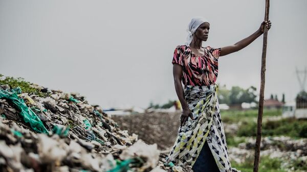 Fabrice Mbonankira /Фабрис Мбонанкира/stenincontest
Burundi/Бурунди
Sleeping Queens/Спящие королевы
Portrait.  A Hero of Our Time, series/Портрет. Герой нашего времени, серии
