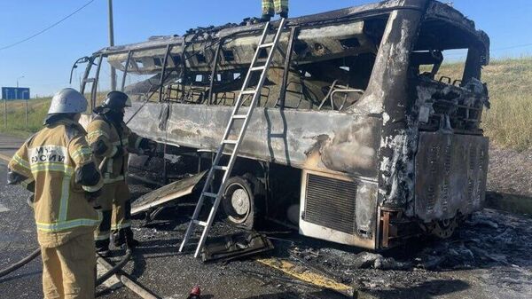 На трассе М-4 Дон сгорел рейсовый автобус