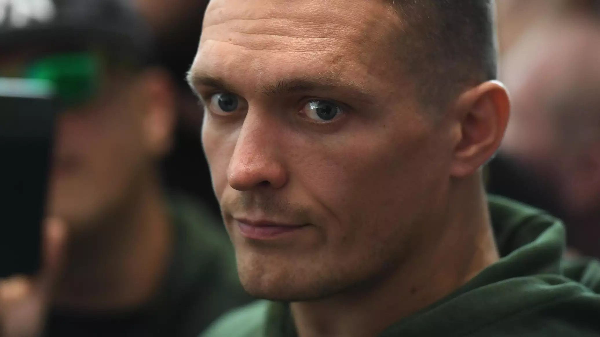 Задержание усика Задержание усика