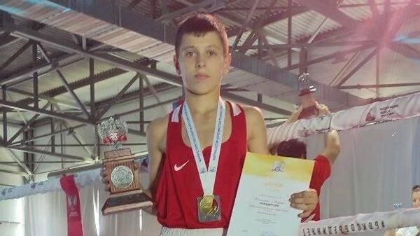 Крымский школьник Андрей Клицман завоевал золотую медаль на Первенстве России по боксу