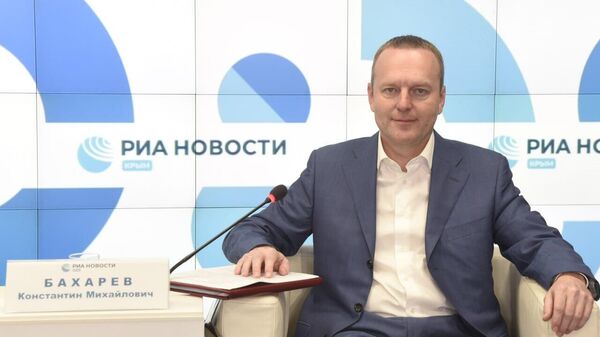 Первый заместитель председателя комитета Государственной Думы по финансовому рынку Константин Бахарев