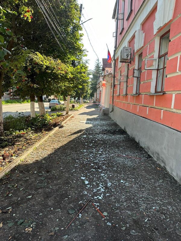 Последствия удара по городу Рыльск в Курской области Последствия удара по городу Рыльск в Курской области