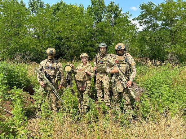 Народная артистка Дагестана Зульфия Ильясова в зоне СВО Народная артистка Дагестана Зульфия Ильясова в зоне СВО
