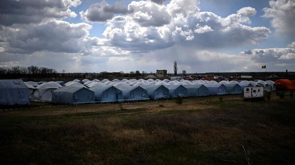 Палаточный городок, разбитый вдоль украинско-молдавской границы на юго-востоке Молдовы. Фото AFP