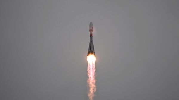 Запуск РН Союз-2.1б с автоматической станцией Луна-25