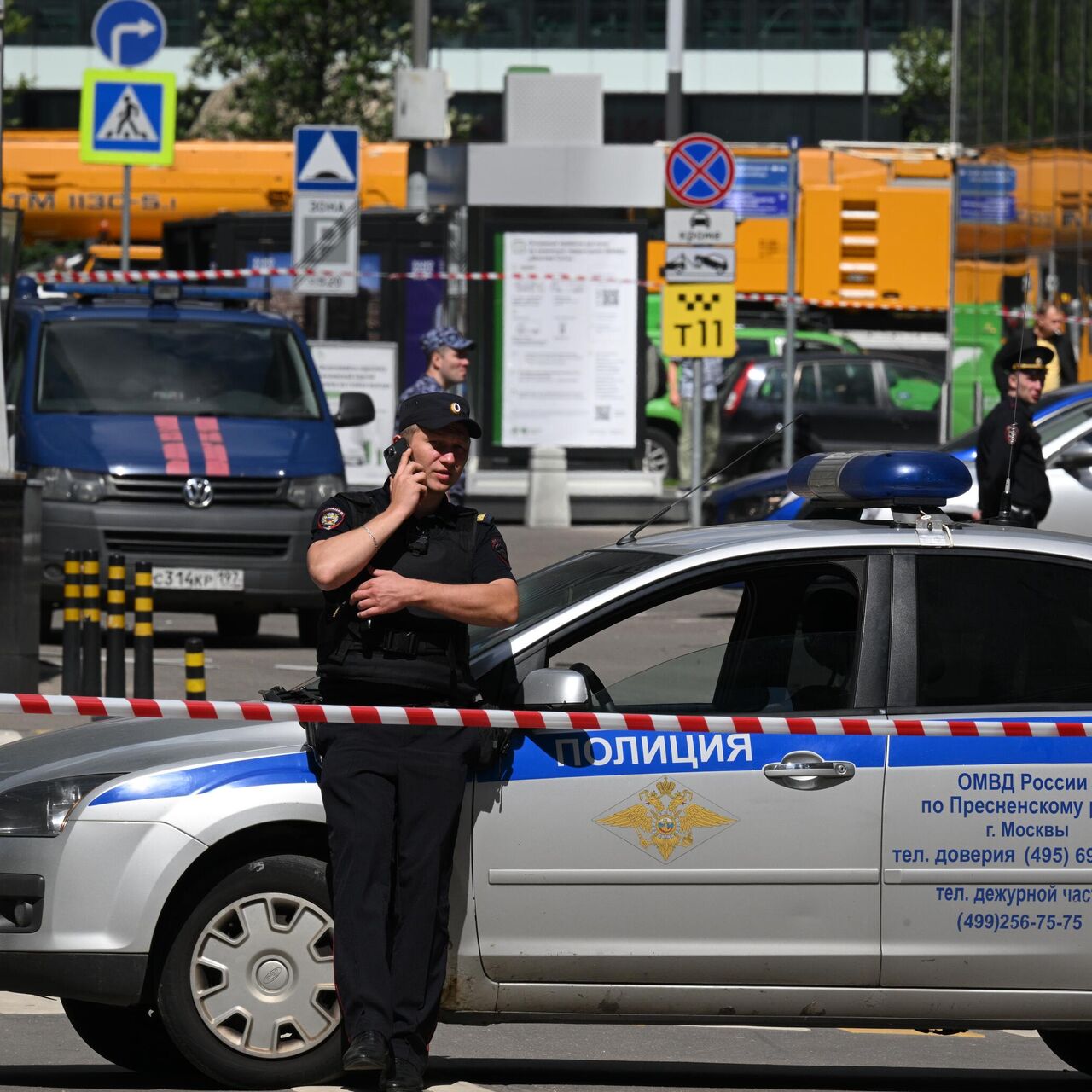 Трехлетний ребенок выпал из окна на 12 этаже в Москве - РИА Новости Крым,  29.04.2024