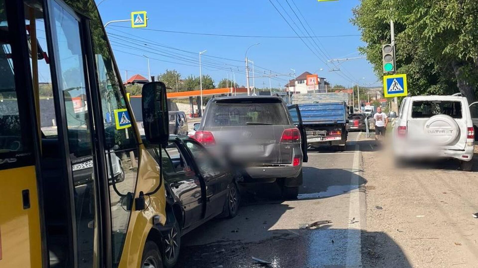 Массовое ДТП произошло под Симферополем – пострадали пассажиры автобуса -  РИА Новости Крым, 23.08.2023