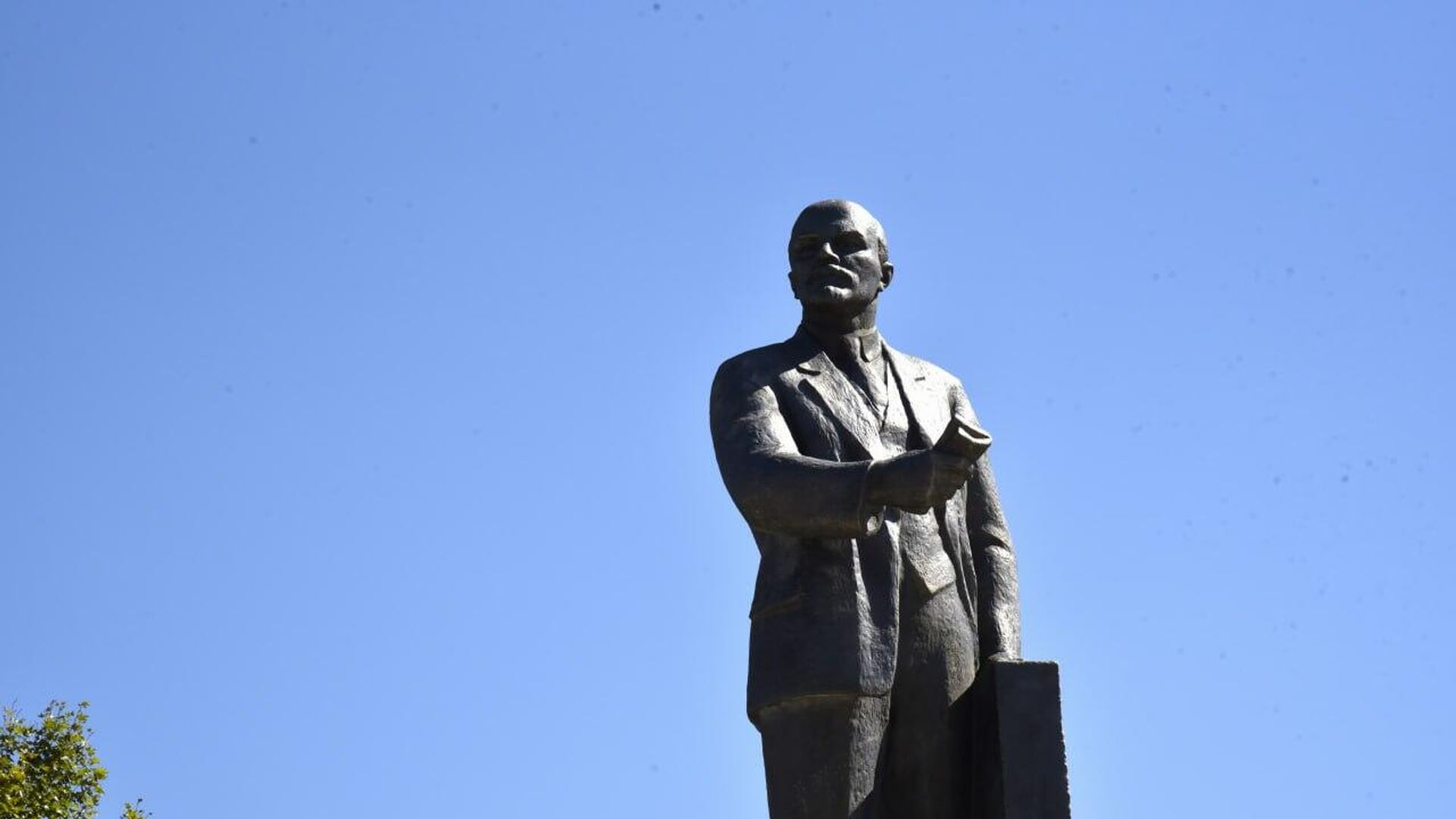 Памятник Ленину в Симферополе - РИА Новости, 1920, 07.09.2023