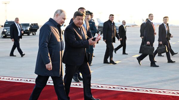Прибытие президента РФ В. Путина в Бишкек