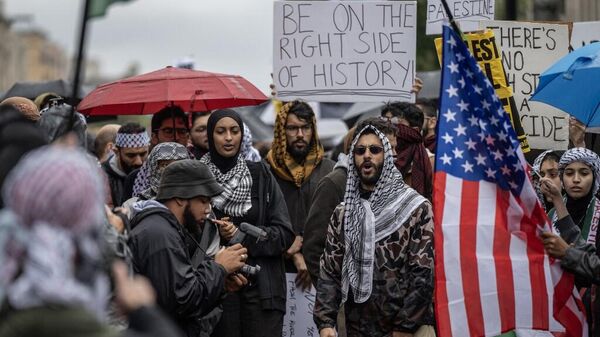 Пропалестинский митинг перед Белым домом в Вашингтоне