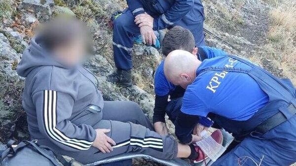 На горе Аю-Даг в Крыму спасли туристку