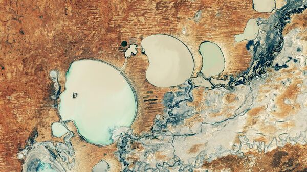 Вид на озера в Новом Южнрм Уэльсе из космоса 