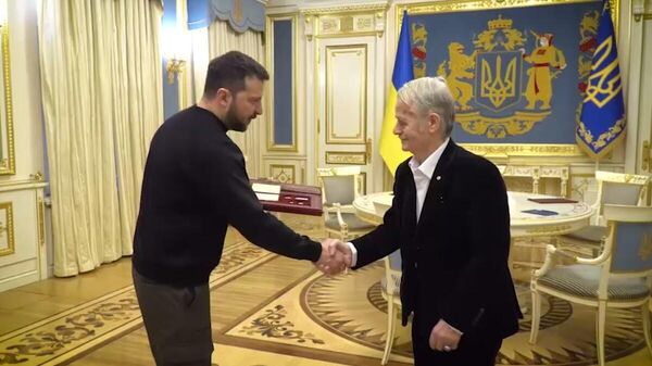 Владимир Зеленский присвоил Мустафе Джемилеву звание Героя Украины