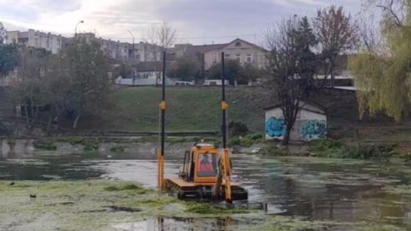 Расчистка Даниловского пруда в Симферополе