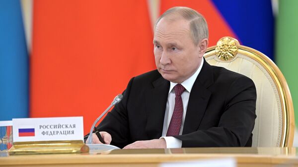 Владимир Путин принимает участие в саммите ОДКБ 