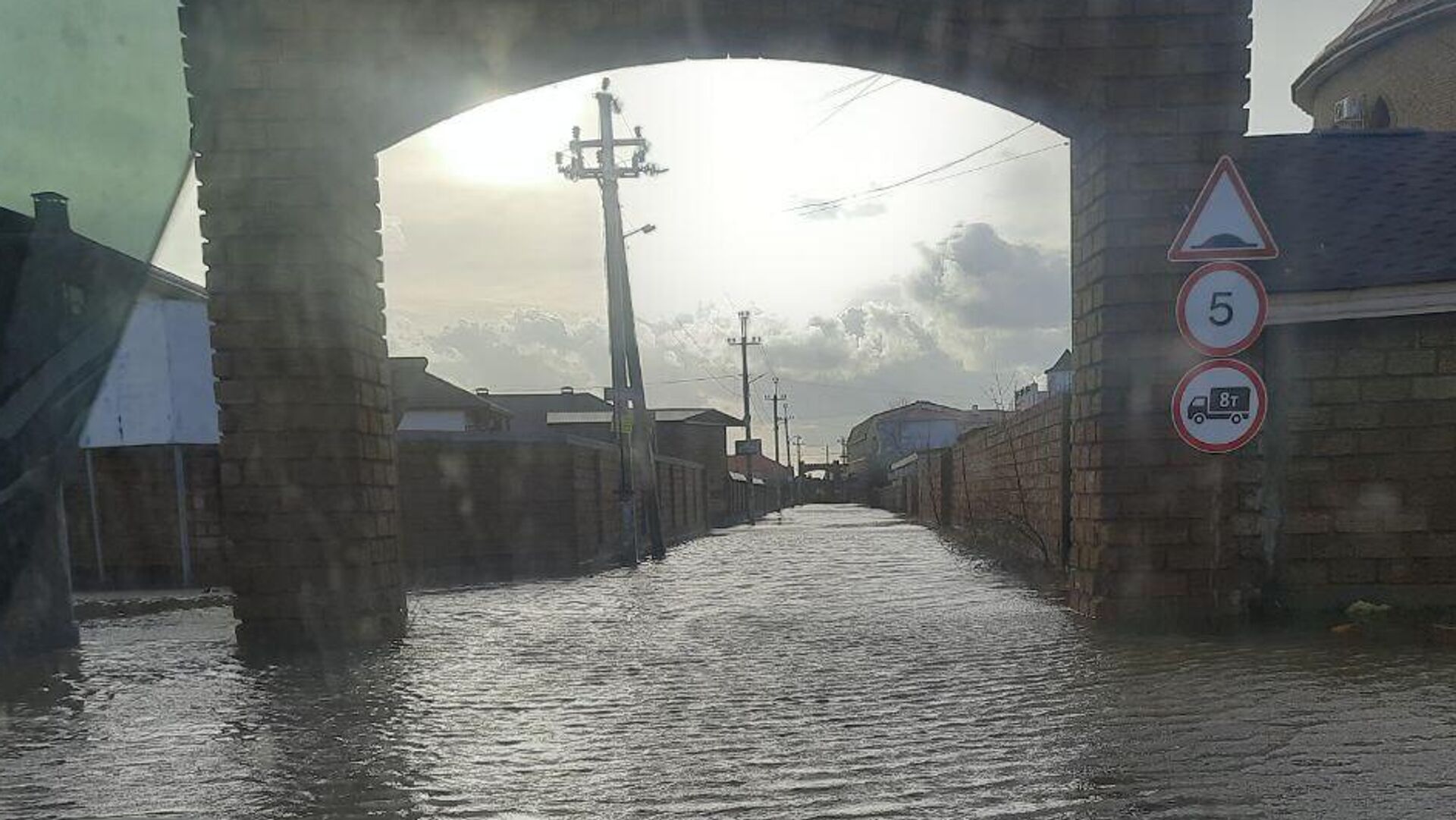 Последствия шторма в Прибрежном - РИА Новости, 1920, 23.09.2025