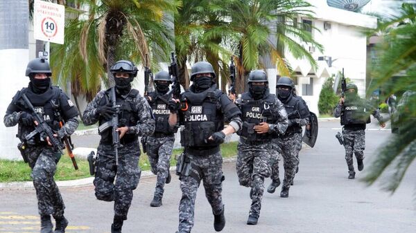 Отряд эквадорской полиции